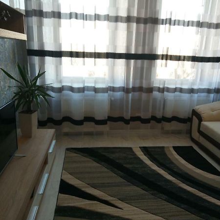 Apartament Зарванская Стрит 9 Kamieniec Podolski Zewnętrze zdjęcie