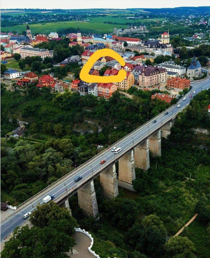 Apartament Зарванская Стрит 9 Kamieniec Podolski Zewnętrze zdjęcie
