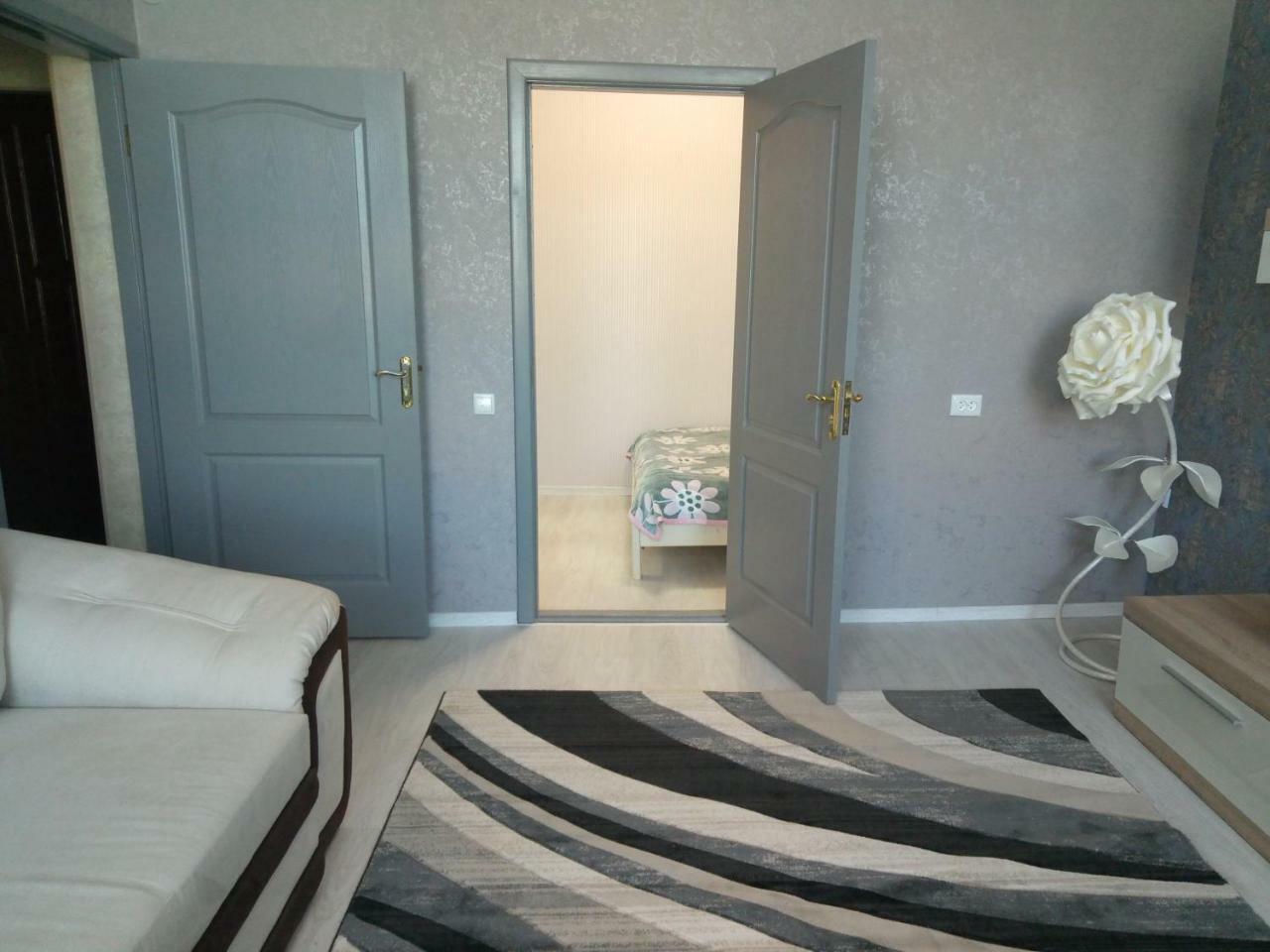 Apartament Зарванская Стрит 9 Kamieniec Podolski Zewnętrze zdjęcie